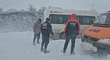 Yozgat'ta yoğun kar yağışı sonrası tüm ekipler sahada