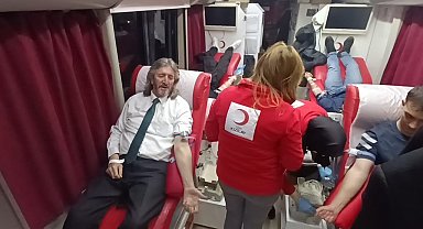 Zonguldak'ta gazeteciler kan bağışladı