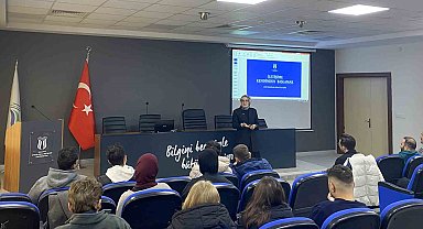Zor insanlarla kolay iletişimin yolları SUBÜ'de konuşuldu