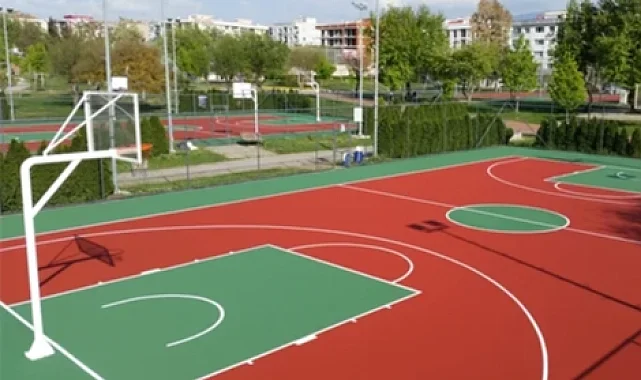 10 futbol, 10 basketbol ve voleybol sahası için ilk adım atılıyor
