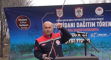 14 bin kayısı fidanı çiftçilerle buluştu