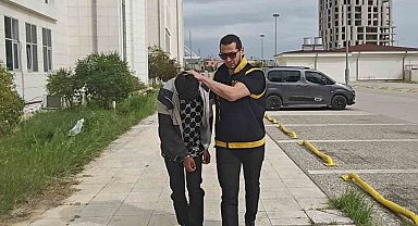 18 yaşındaki genç sevgilisini rahatsız eden şahsın babasını öldürdü