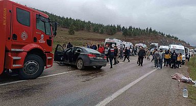 2 kişinin öldüğü kaza, öğretmenler okula yetişmeye çalışırken olmuş