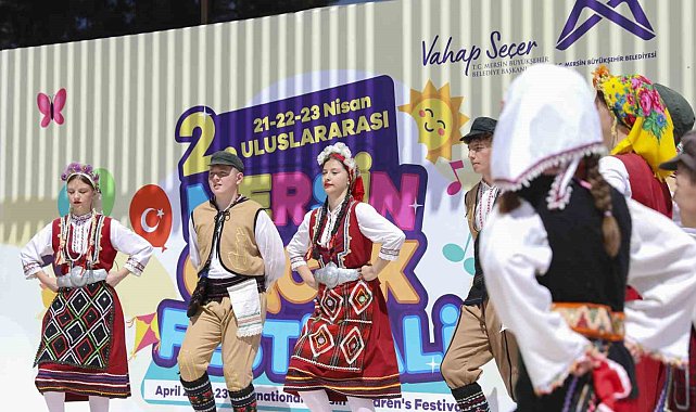 2. Uluslararası Mersin Çocuk Festivali sürüyor