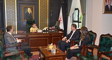 23 Nisan'da Kaymakamlık koltuğu minik Berensu'ya emanet