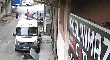 2'nci kattan çöp konteynerine düşen bebek güvenlik kamerasına yansıdı