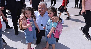 2'nci Kitap Fuarı ve Şenliği miniklerle doldu taştı