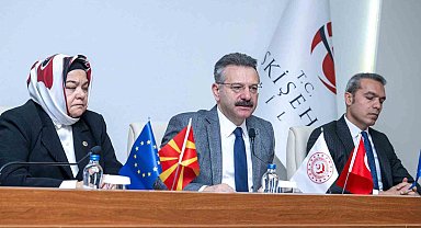 'Kriz ve Afet Zamanlarında Bağımlılıkla Mücadelede Kamu-STK İş Birliği' toplantısı yapıldı