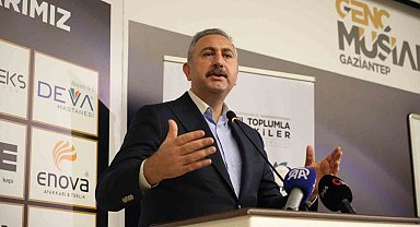 'Türkiye'nin Sivil Anayasa Yolculuğu Projesi: Yeni Anayasa' buluşmaları Gaziantep'te düzenlendi