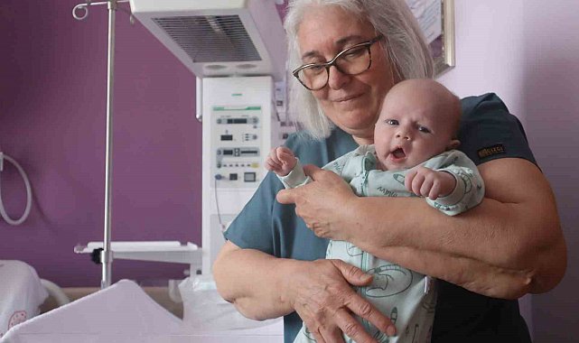 41 senede binlerce doğum yaptırdı
