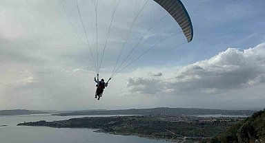 83 yaşında yamaç paraşütü ile uçtu