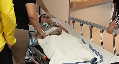 9 yaşındaki çocuğun eline çivili tahta saplandı