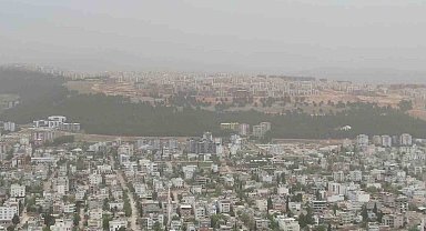 Adıyaman'da toz bulutu dronla görüntülendi