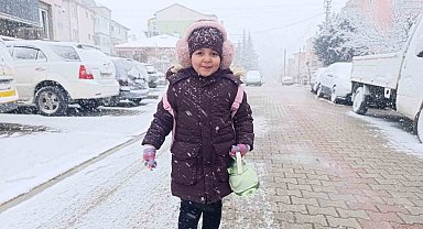 Afyonkarahisar nisan ayında kış mevsimini yaşadı