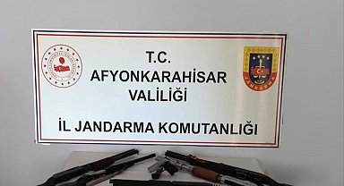 Afyonkarahisar'da ruhsatsız silah operasyonu: 9 gözaltı
