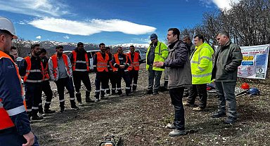 Ağaç budama çalışmaları güvenlik ve süreklilik için özenle yürütülüyor