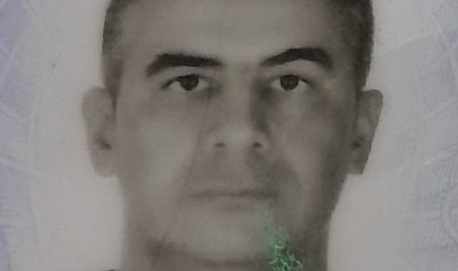 Ağaca çarpan otomobil sürücüsü hayatını kaybetti