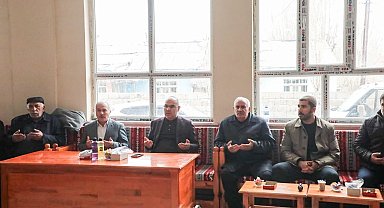 Ağrı Valisi Koç'tan Burak ailesine taziye ziyareti