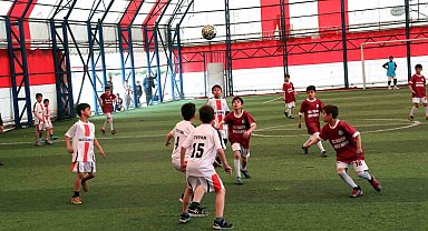 Ağrı'da 1022 öğrenci sahada 23 Nisan için mücadele etti