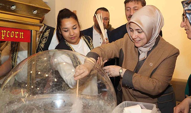 AK Parti Kadın Kollarından 81 ilde 23 Nisan coşkusu