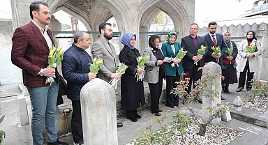AK Parti'den Mimar Sinan'a vefa ziyareti