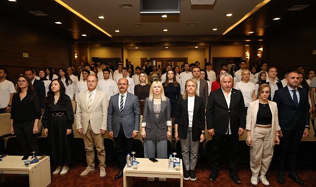 Akdeniz Üniversitesi'nde Gastronomi öğrencilerine ceket ve bıçak töreni