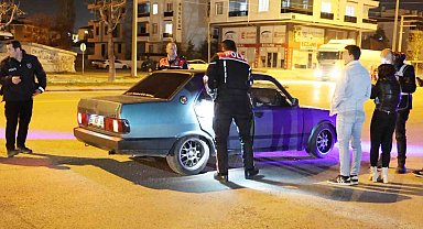 Aksaray'da emniyet ekiplerinden şok uygulama: Araçlar ve şahıslar didik didik aranıyor