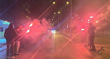 Aksaray'da gençlerden polislere 180'inci yıl sürprizi