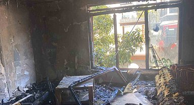 Alanya'da apartman dairesinde çıkan yangında 1 kişi dumandan etkilendi