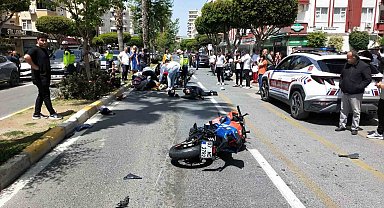 Alanya'da motosikletler çarpıştı: 2 yaralı