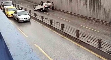 Alt geçitte takla atan otomobil trafiği aksattı