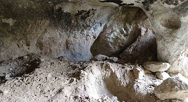 Altın söylentisi sit alanını define avcılarının hedefi yaptı