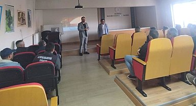 Altıntaş'ta kamu personeline "İtfaiyecilik, Yangın Önleme ve Söndürme" kursu