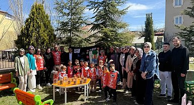 Altıntaş'ta meşe palamutları toprakla buluştu