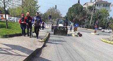 Altyapı çalışmalarında delinen doğal gaz borusu ekipleri harekete geçirdi