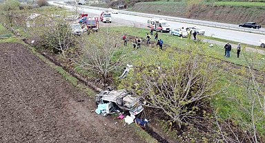 Amasya'da takla atan otomobil tarlaya uçtu: 1 ölü, 2 yaralı