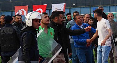 Amatör maçta taraftarlar birbirine girdi, polis güçlükle ayırdı