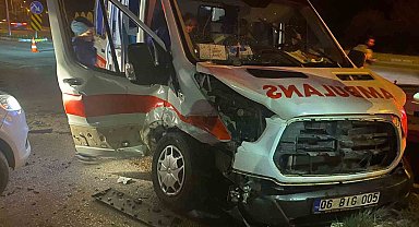 Ambulans ile cipin karıştığı kazada 9 kişi yaralandı