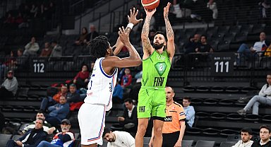 Anadolu Efes, TOFAŞ'ı potaladı!