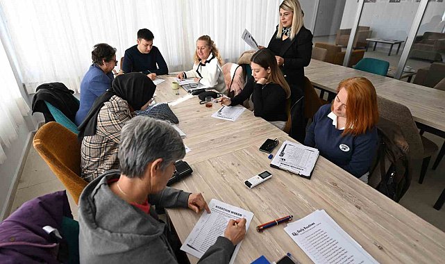 Anamur'da 'Hello Mersin' İngilizce kursu açıldı