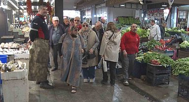 Ankara'da, boykot çağrısından istenilen karşılık gelmedi: AVM ve dükkanlarda yoğunluk devam etti