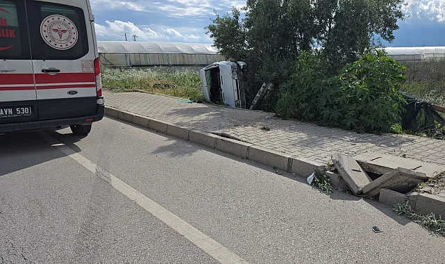 Antalya Kumluca'da trafik kazası: 2 yaralı
