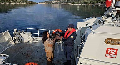 Antalya'da düzensiz göçmen operasyonu: 25'i çocuk 80 kişi kurtarıldı
