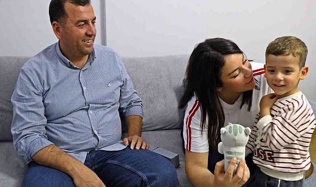 Antalya'da kreş servisinde kaybolan 3 yaşındaki çocuk 8 saat sonra parkta bulundu