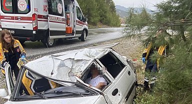 Antalya'da otomobil takla attı; 1 yaralı