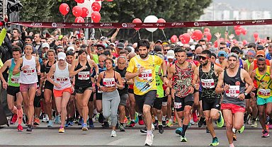 Antalya'nın spor festivali markası Runtalya 20 yaşında