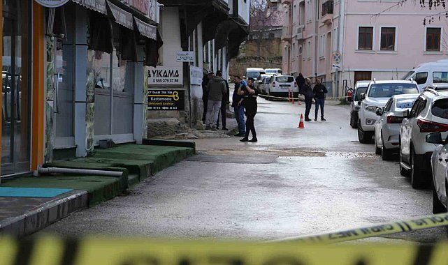 Apartmanda bulunan el bombası polisi alarma geçirdi