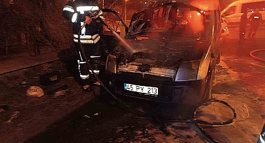 Araç alev topuna döndü, yürekler ağza geldi