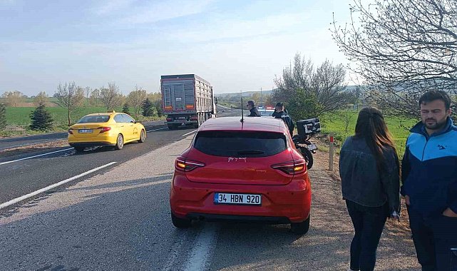 Aracından inen tır sürücüsüne otomobil çarptı