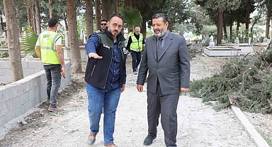 Armutlu mezarlığında bakım ve temizlik çalışması gerçekleştirildi